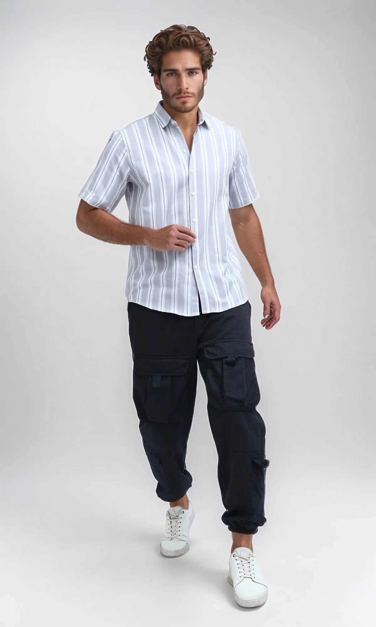 o179958-s22m074-grey-mss