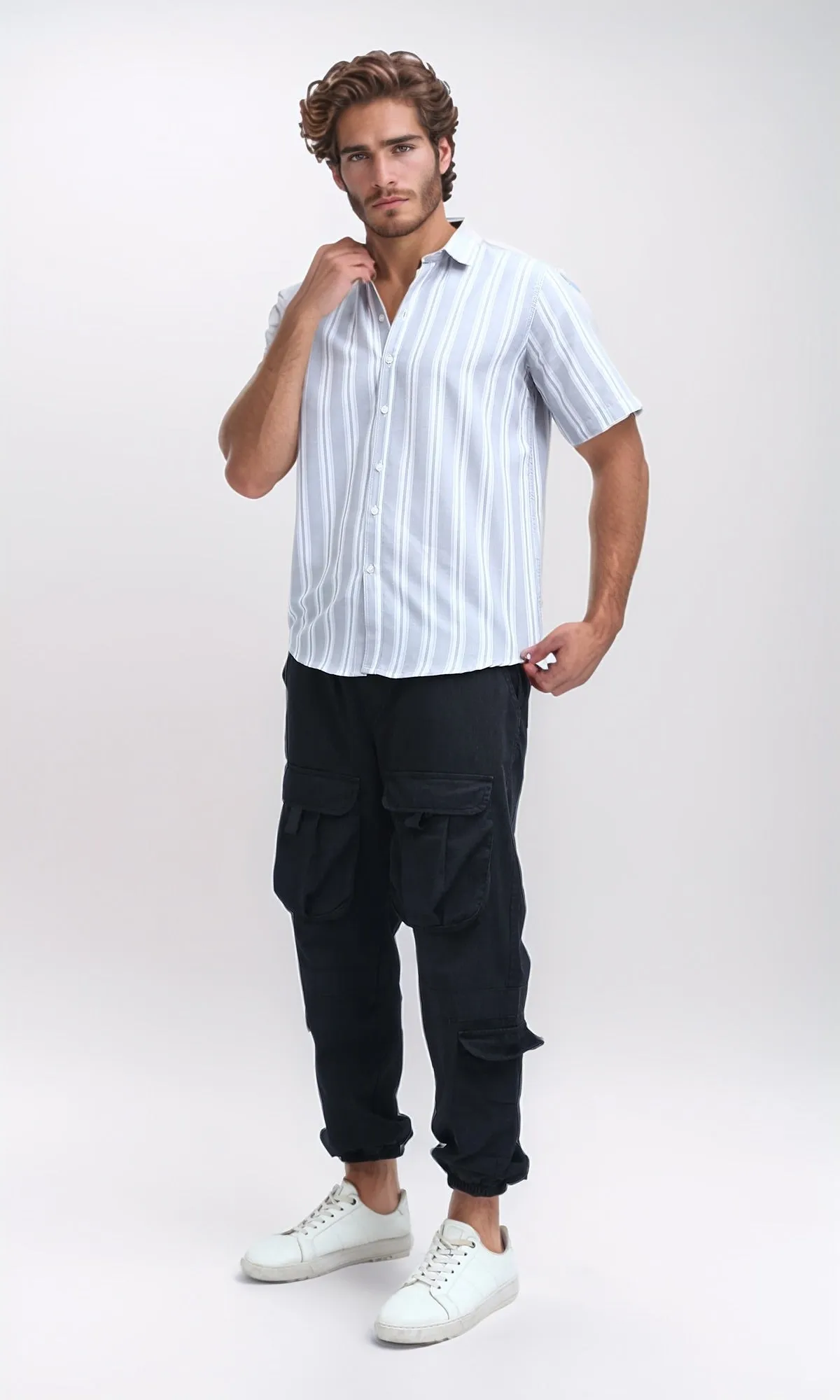 o179958-s22m074-grey-mss